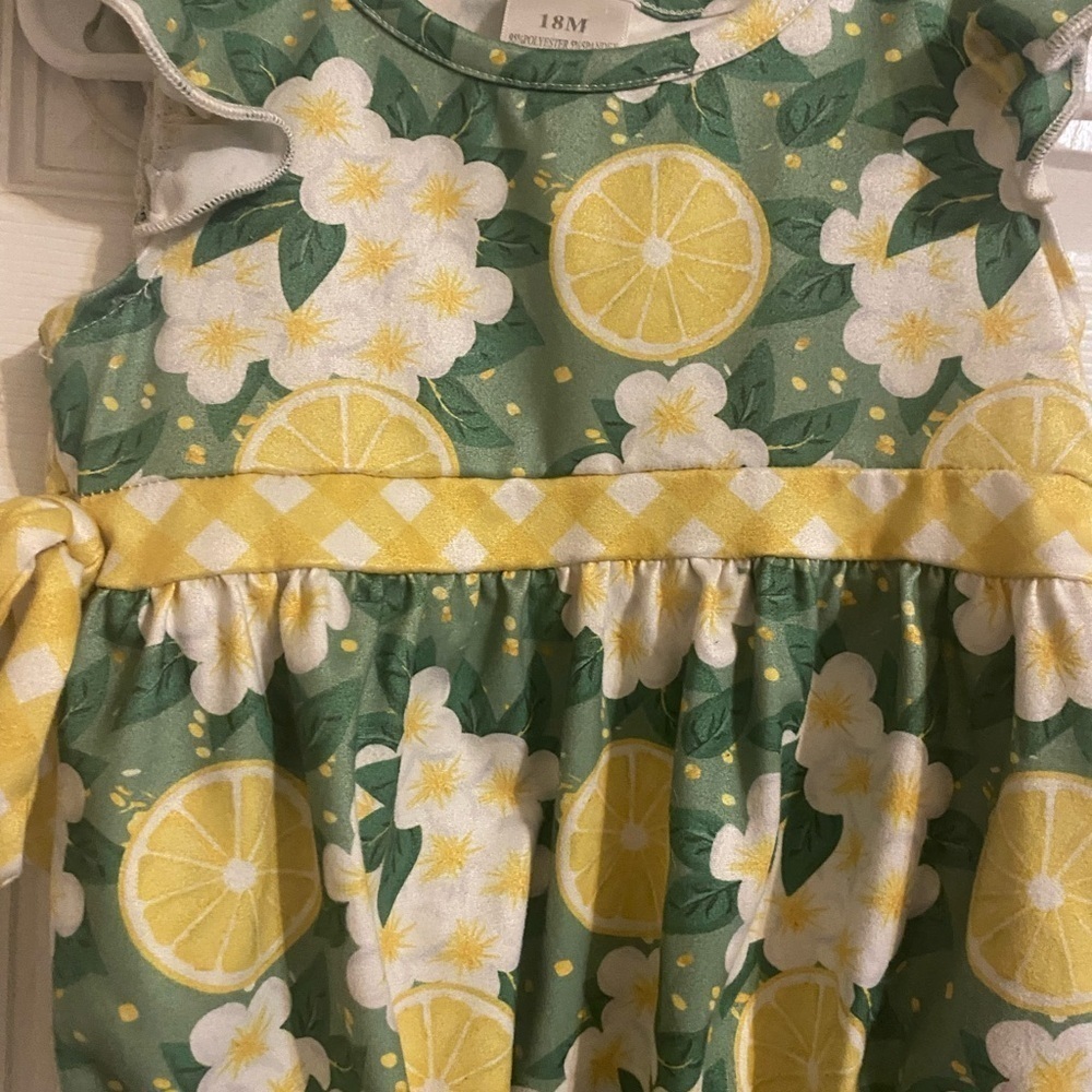 Boutique Lemon Bubble Romper - Picture 3 of 6